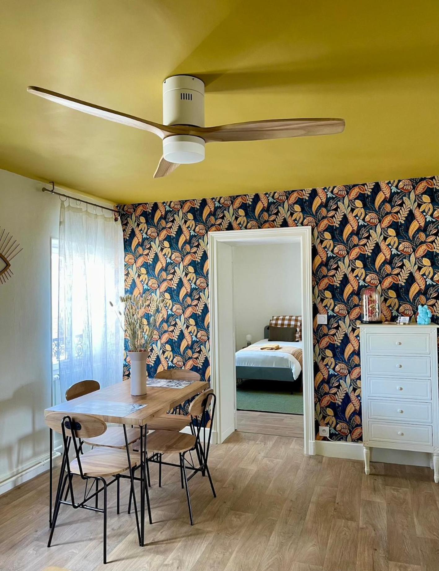 Appartement Le Moinet Fayard à Vichy Extérieur photo